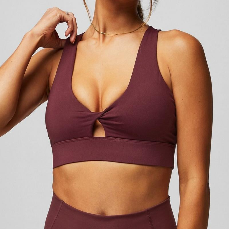 Fabletics Women'S Oasis Twist Medium Impact Sports Bra