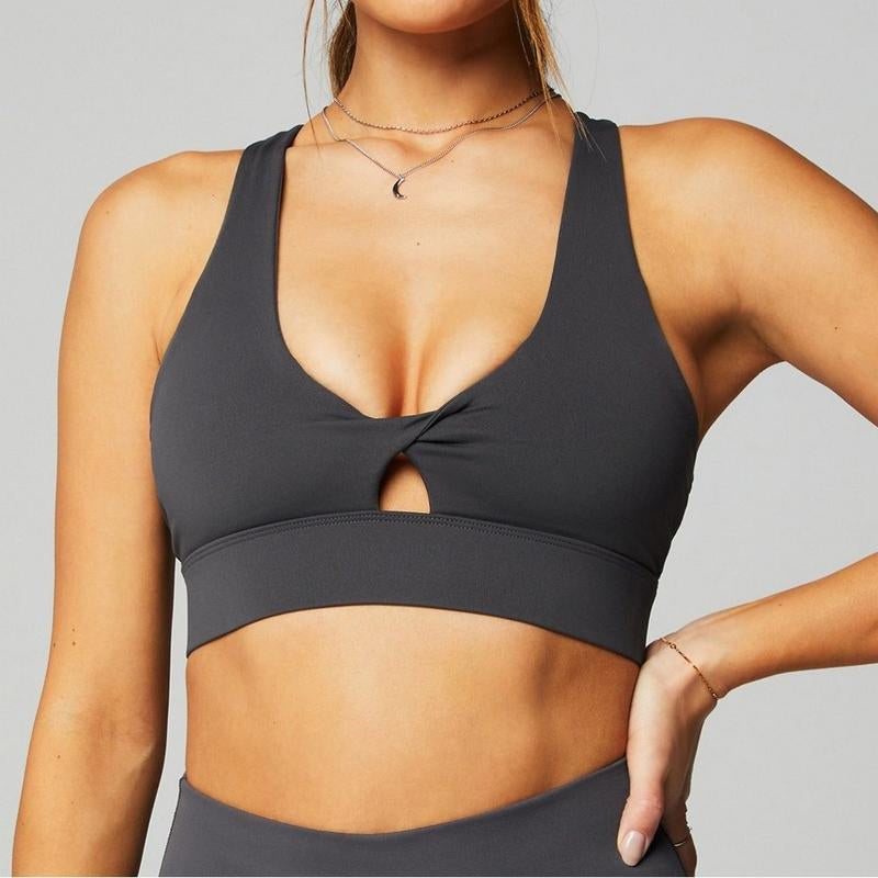 Fabletics Women'S Oasis Twist Medium Impact Sports Bra